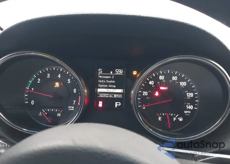 2011 Jeep Grand Cherokee Laredo z USA, uszkodzony, nr VIN 1J4RR4GGXBC705438